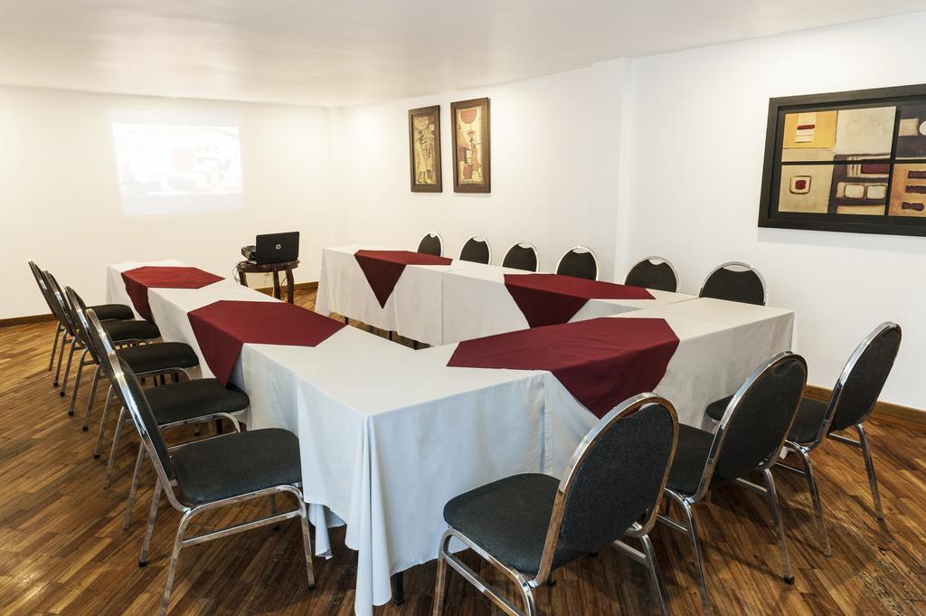 Hotel Bogota Virrey Екстер'єр фото