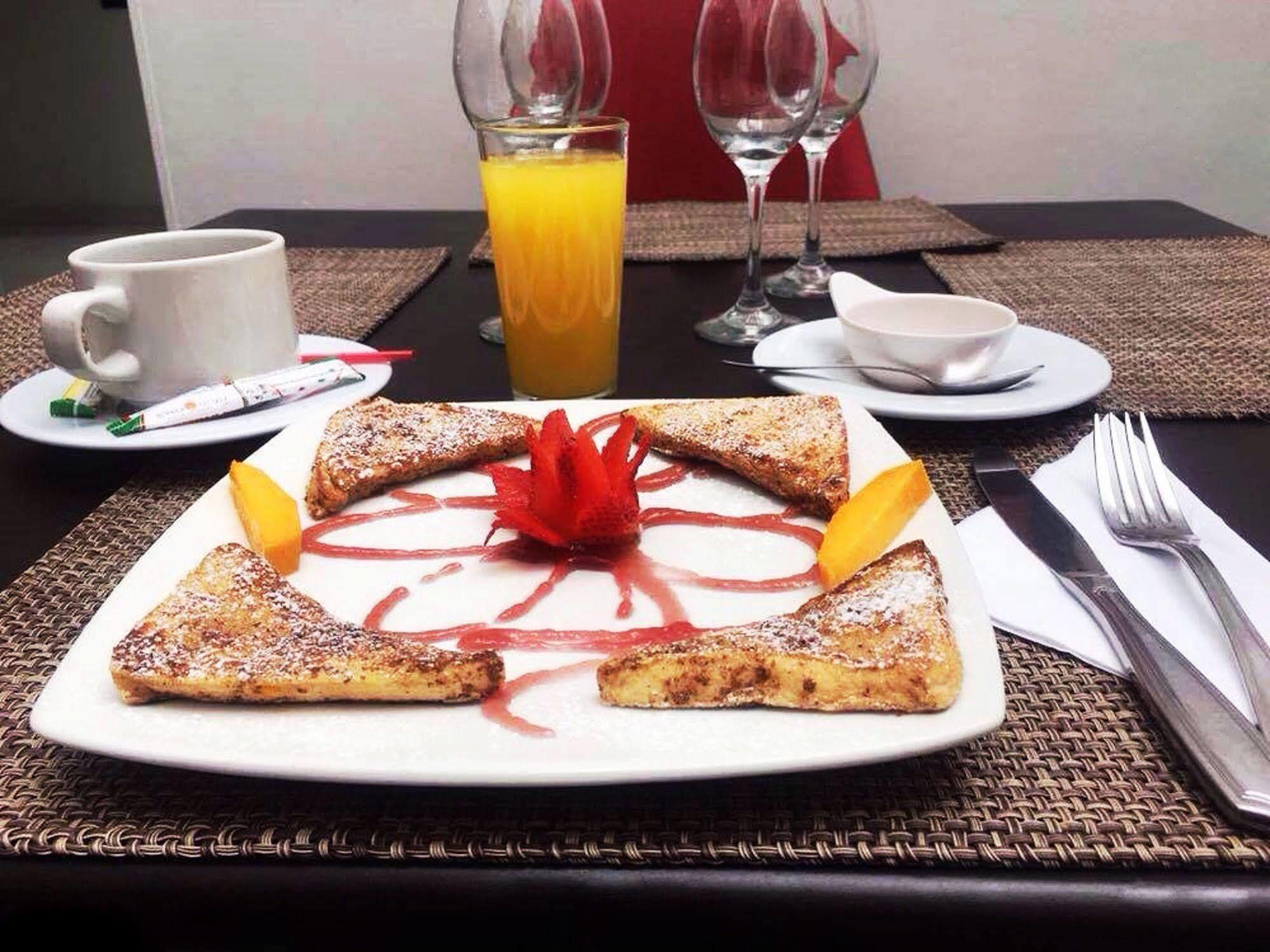 Hotel Bogota Virrey Екстер'єр фото