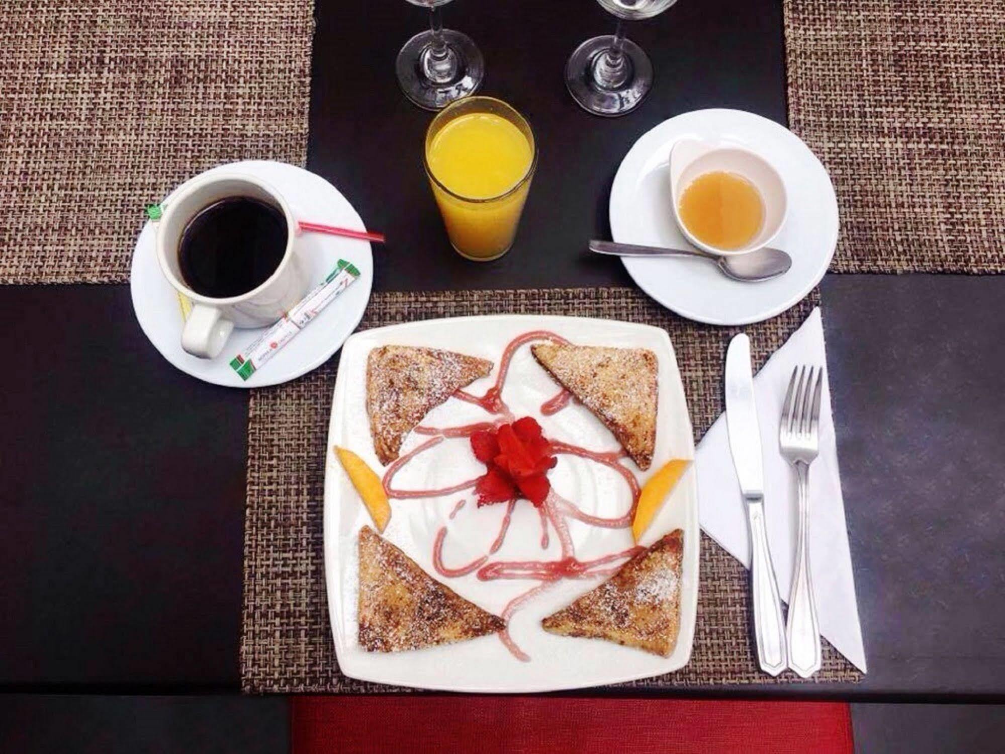 Hotel Bogota Virrey Екстер'єр фото