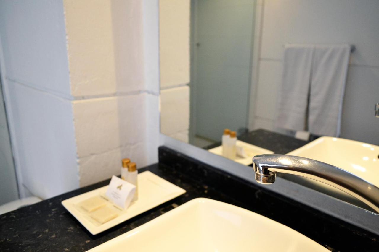 Hotel Bogota Virrey Екстер'єр фото